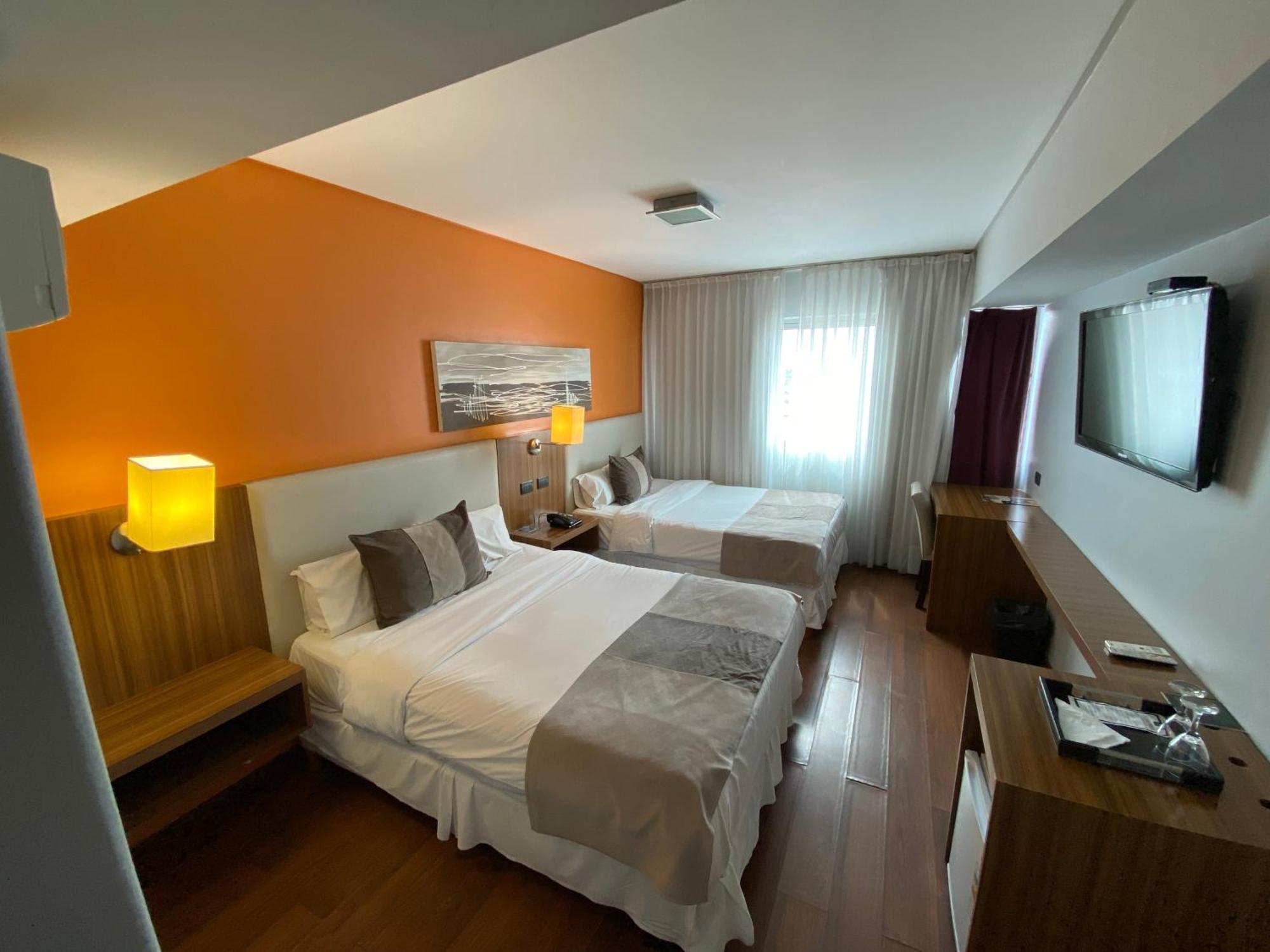 Hotel Bicentenario Suites & Spa San Miguel de Tucumán Dış mekan fotoğraf